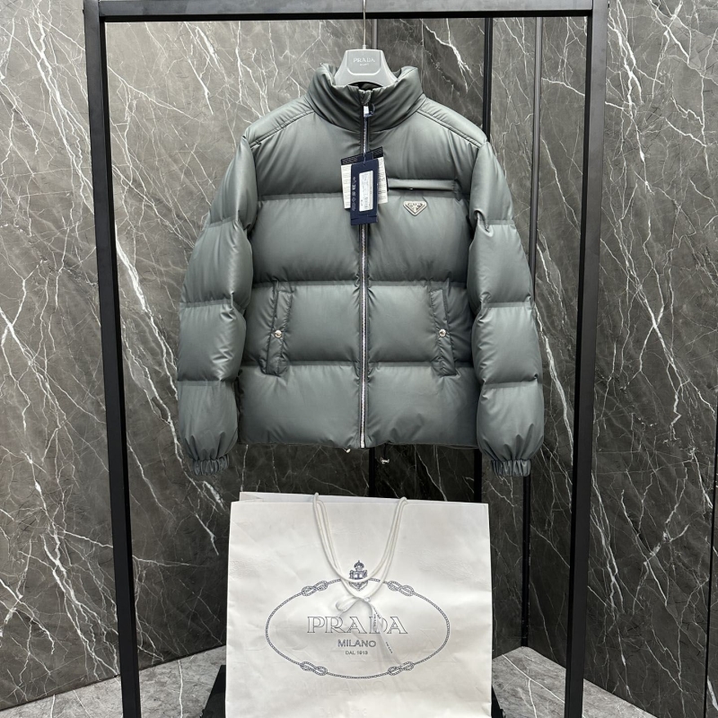 Pra*a down coat